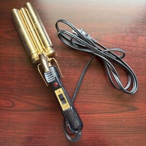 Vidal Sassoon VS184 Gold Series 3 Barrel 5/8 Beach Waver
